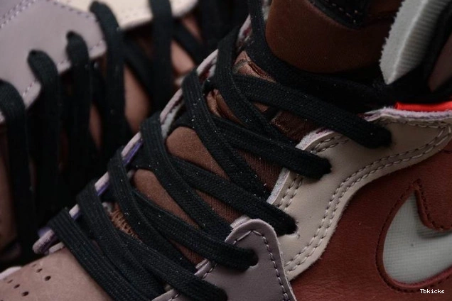 Reps TBK Zoom (W) 1 CT0979-602 Canyon High CMFT Air Jordan Rust 0628